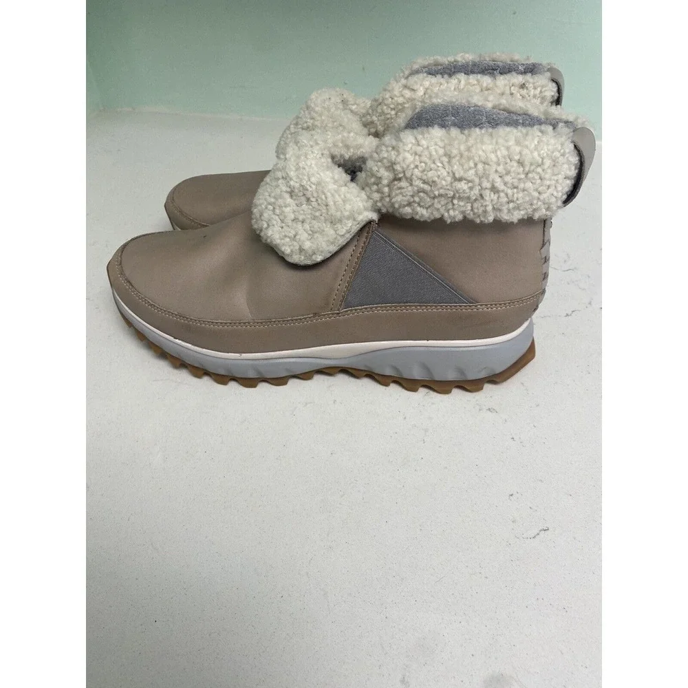Cole Haan Womens GrandExplore Boot Size 8 Tan Waterproof All Terrain Sherpa - Picture 4 of 10